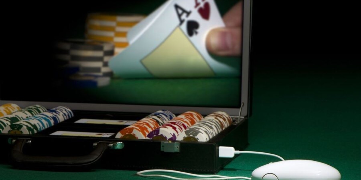 Roll the Dice in Cyberspace: Unleashing the Fun in Online Casinos